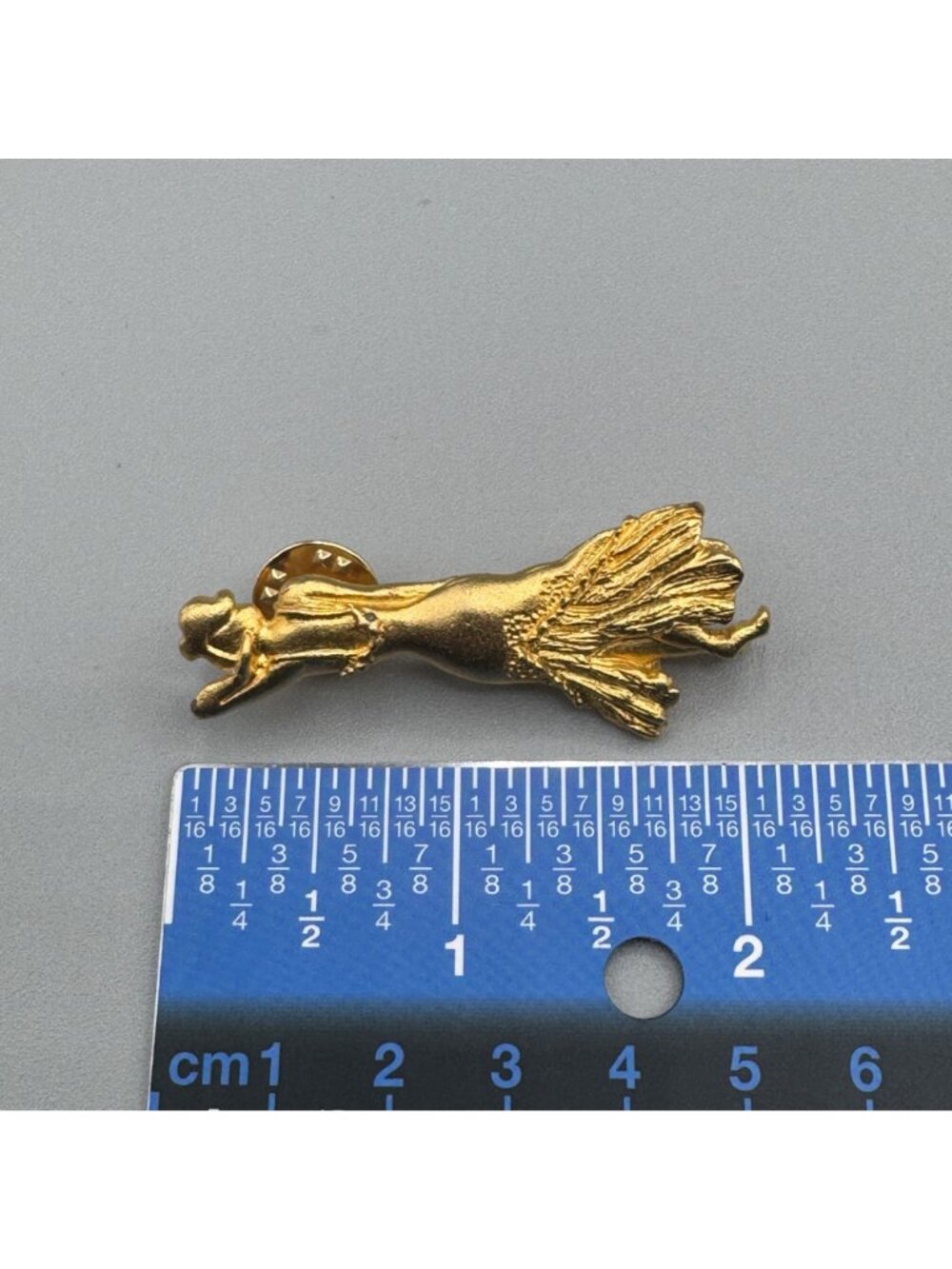 Vintage Saloon Dancer Pin Back Gold Tone Figural Gibson Girl Burlesque 2" - Picture 10 of 11
